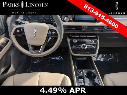 Certified 2022 Lincoln Corsair FWD image 12