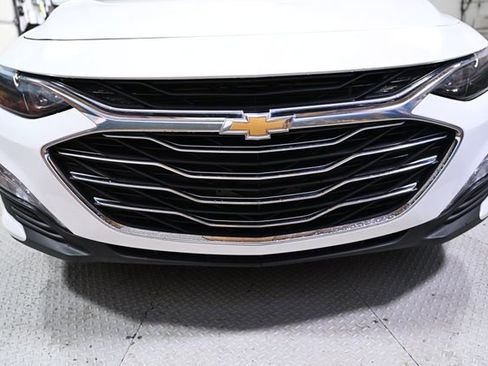 Used 2024 Chevrolet Malibu LT image 16