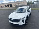 New 2025 Chevrolet Trax RS w/ Sunroof Package image 4