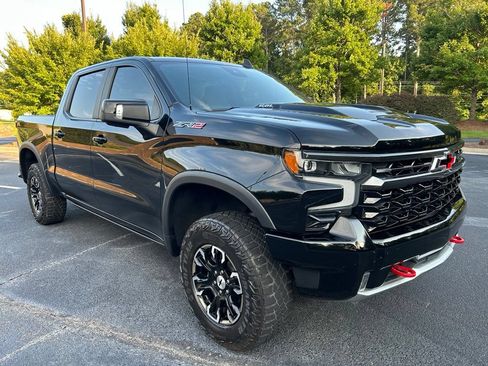 Used 2024 Chevrolet Silverado 1500 ZR2 w/ Technology Package AWD/4WD image 25