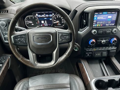 Used 2021 GMC Sierra 3500 Denali w/ Denali Ultimate Package image 14