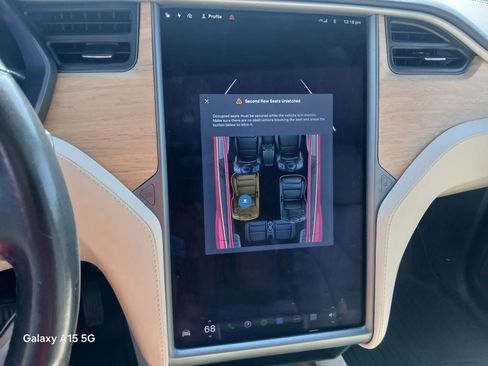 Used 2018 Tesla Model X 75D AWD/4WD image 30