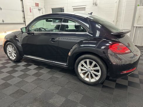 Used 2019 Volkswagen Beetle 2.0T SE image 7