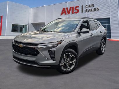 Used 2025 Chevrolet Trax LT w/ LT Convenience Package