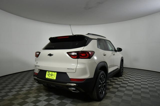 New 2026 Chevrolet TrailBlazer ACTIV AWD/4WD image 11