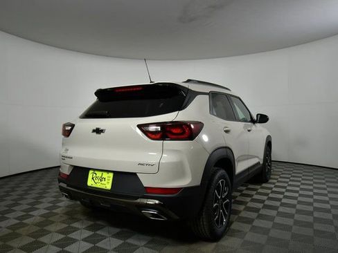 New 2026 Chevrolet TrailBlazer ACTIV AWD/4WD image 11