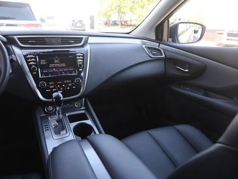 Certified 2024 Nissan Murano SV FWD image 25