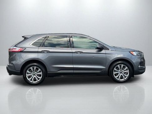 Used 2024 Ford Edge Titanium image 8