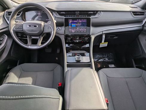 New 2026 Jeep Grand Cherokee Laredo AWD/4WD image 23