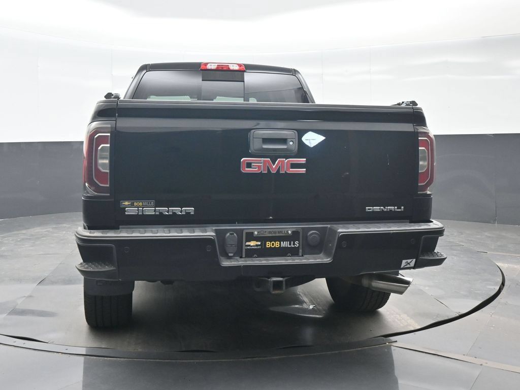 Used 2017 GMC Sierra 1500 Denali w/ Denali Ultimate Package AWD/4WD image 5