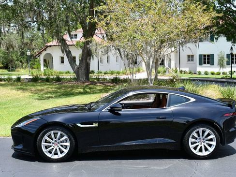 Used 2018 Jaguar F-TYPE Coupe RWD image 20