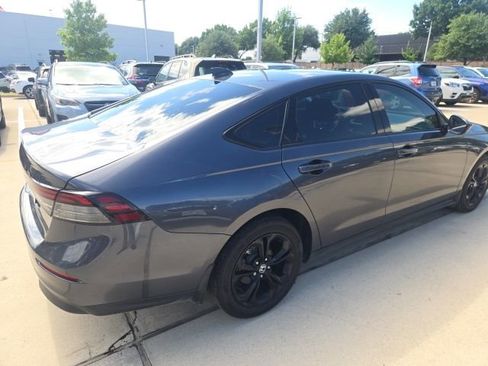 Used 2025 Honda Accord SE image 3