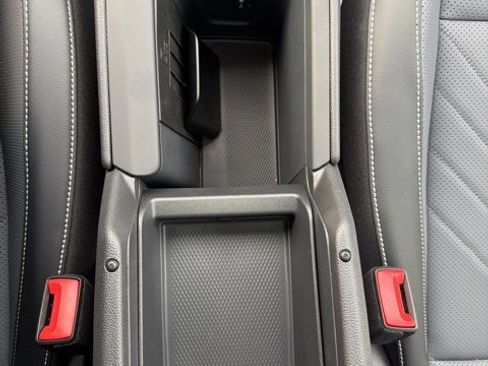 New 2026 Volkswagen Tiguan SE image 13