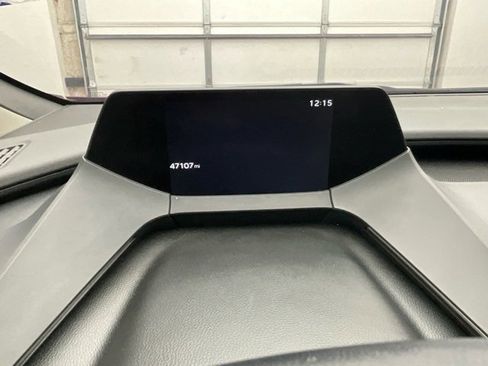 Used 2023 Toyota Prius LE image 9