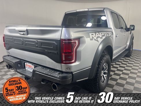 Used 2018 Ford F150 Raptor w/ Equipment Group 802A Luxury image 4