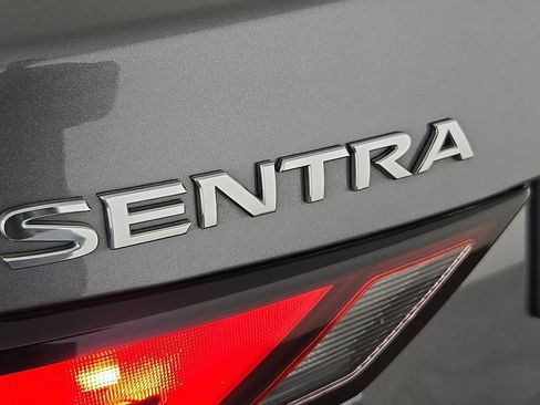Used 2025 Nissan Sentra SV image 36