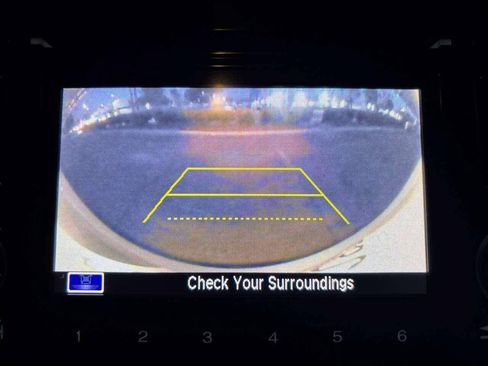 Used 2020 Honda HR-V LX image 25