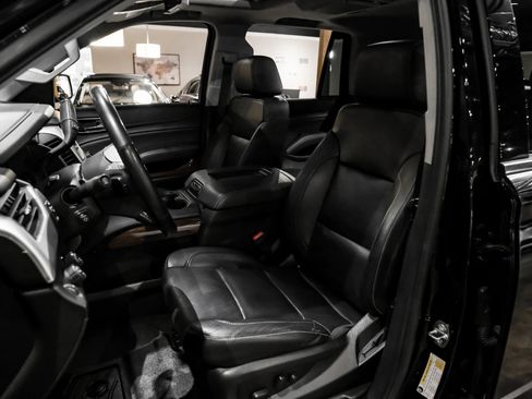 Used 2020 GMC Yukon SLT w/ Open Road Package AWD/4WD image 29