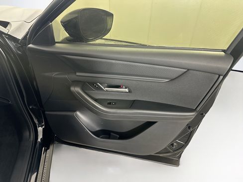 Used 2025 MAZDA CX-90 3.3 Turbo w/ Select Package image 34