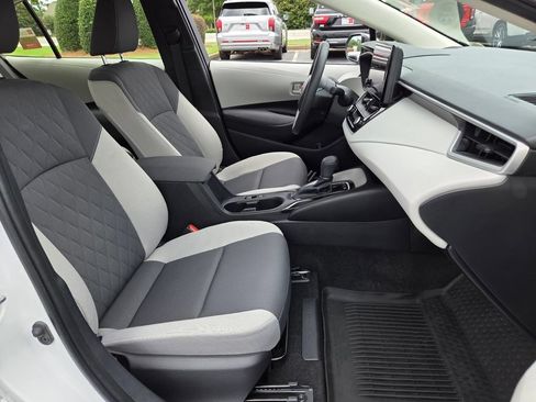 Used 2024 Toyota Corolla LE w/ LE Convenience Package FWD image 14