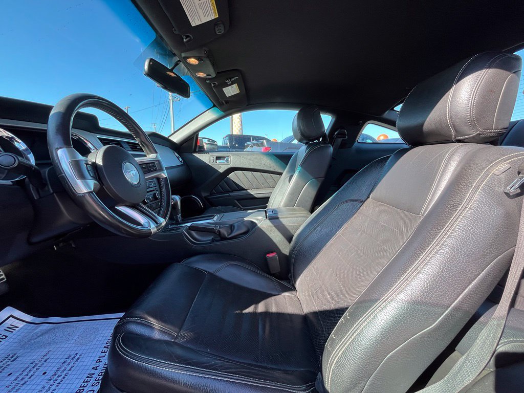 Used 2012 Ford Mustang Premium RWD image 25
