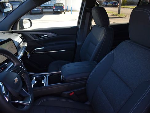 New 2026 Chevrolet Traverse LT w/ Midnight/Sport Edition image 12