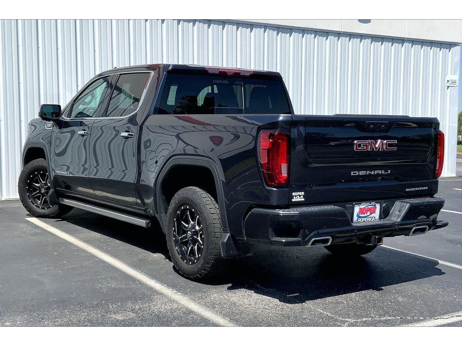 Used 2024 GMC Sierra 1500 Denali AWD/4WD image 10