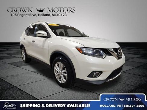 Used 2016 Nissan Rogue SV AWD/4WD image 1