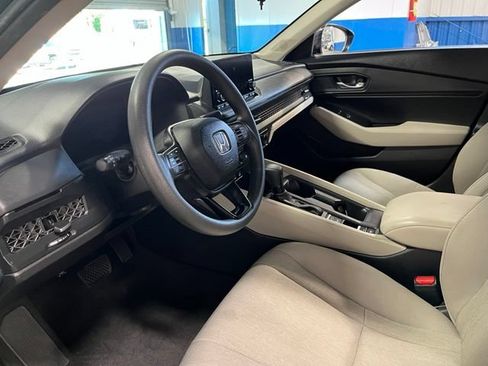 Used 2024 Honda Accord EX image 22