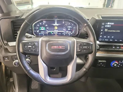 Used 2024 GMC Sierra 2500 SLE w/ SLE Convenience Package AWD/4WD image 8