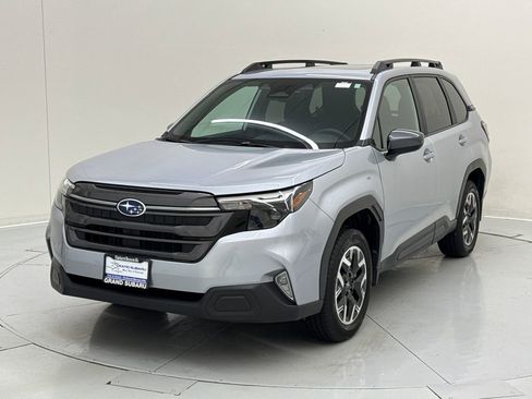 Used 2026 Subaru Forester Premium AWD/4WD image 1