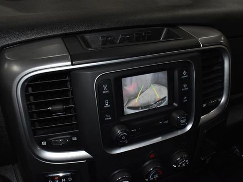 Used 2022 RAM 1500 Classic SLT image 15