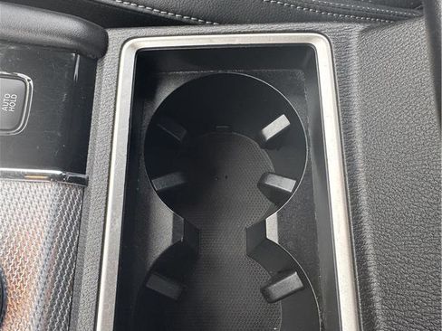 Used 2023 Mitsubishi Outlander SEL image 22