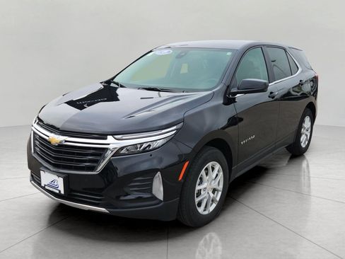 Used 2024 Chevrolet Equinox LT FWD image 4