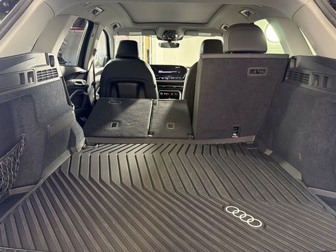 Used 2025 Audi Q5 Premium w/ Convenience Package AWD/4WD image 14
