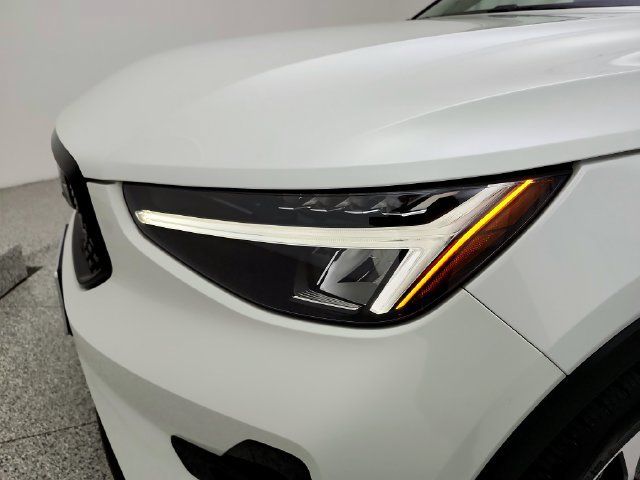 Used 2023 Volvo XC40 B5 Ultimate w/ Climate Package AWD/4WD image 33