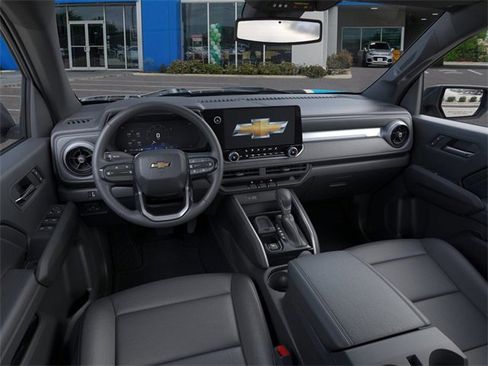New 2025 Chevrolet Colorado LT w/ LT Convenience Package image 15