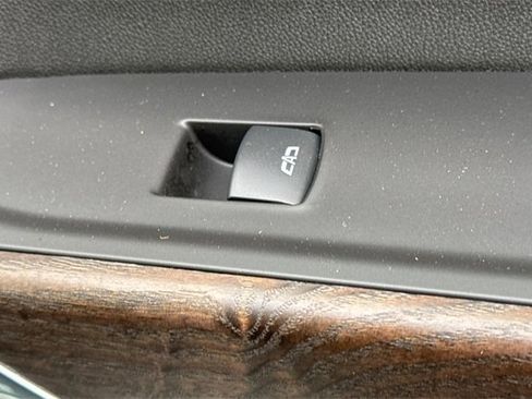 Used 2021 GMC Sierra 2500 Denali w/ Denali Ultimate Package image 22