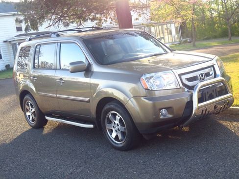 Used 2010 Honda Pilot Touring image 27