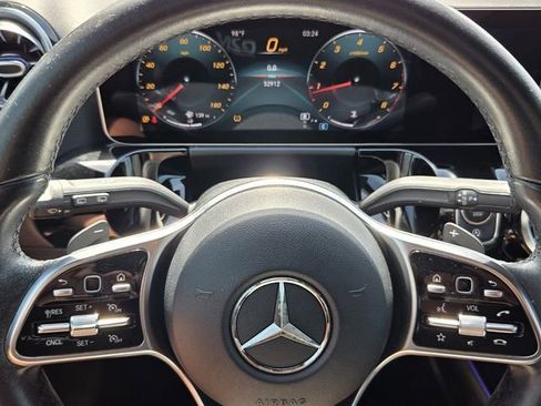 Used 2021 Mercedes-Benz GLA 250 image 23