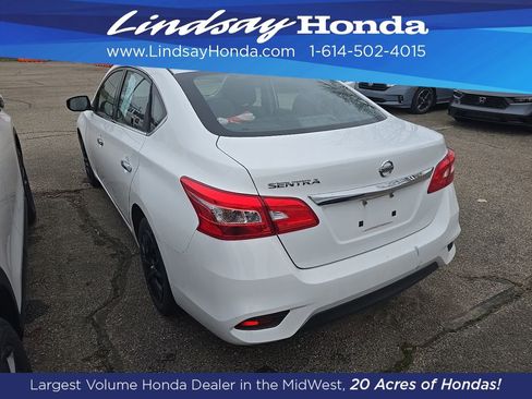 Used 2017 Nissan Sentra S image 11