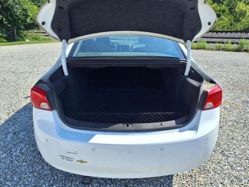 Used 2014 Chevrolet Impala LT image 9