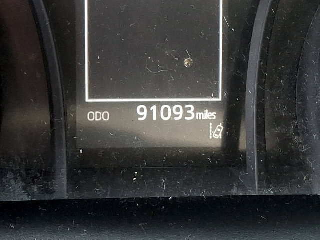 Used 2021 Toyota Camry LE FWD image 13