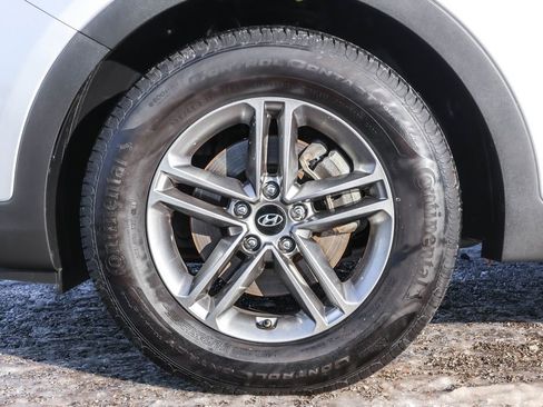 Used 2017 Hyundai Santa Fe Sport image 14