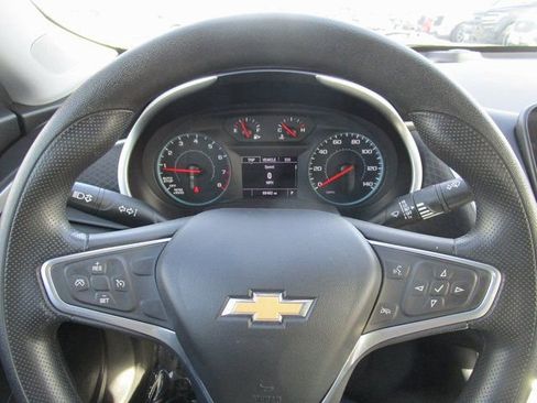 Used 2022 Chevrolet Malibu LT image 29