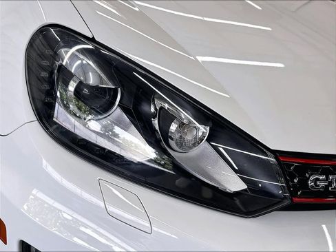 Used 2012 Volkswagen GTI 4-Door FWD image 34