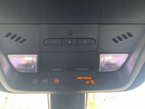 Used 2020 Chevrolet Blazer RS image 18