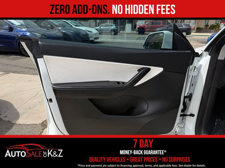Used 2021 Tesla Model Y Long Range AWD/4WD image 25