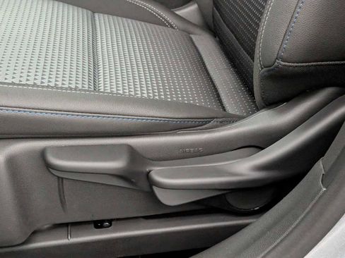 New 2026 Chevrolet Trax LT w/ Driver Confidence Package image 18