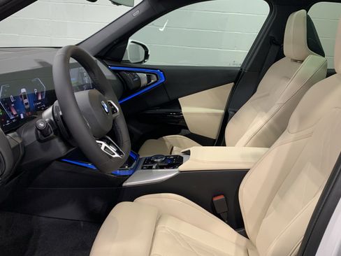 Used 2026 BMW X3 xDrive30 w/ Premium Package image 12